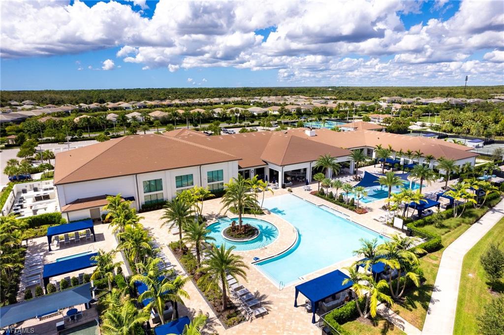 VALENCIA TRAILS - Residential