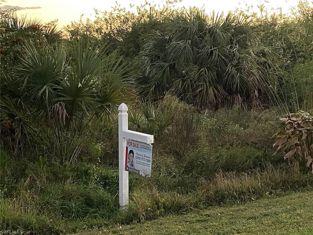 GOLDEN GATE ESTATES - Land