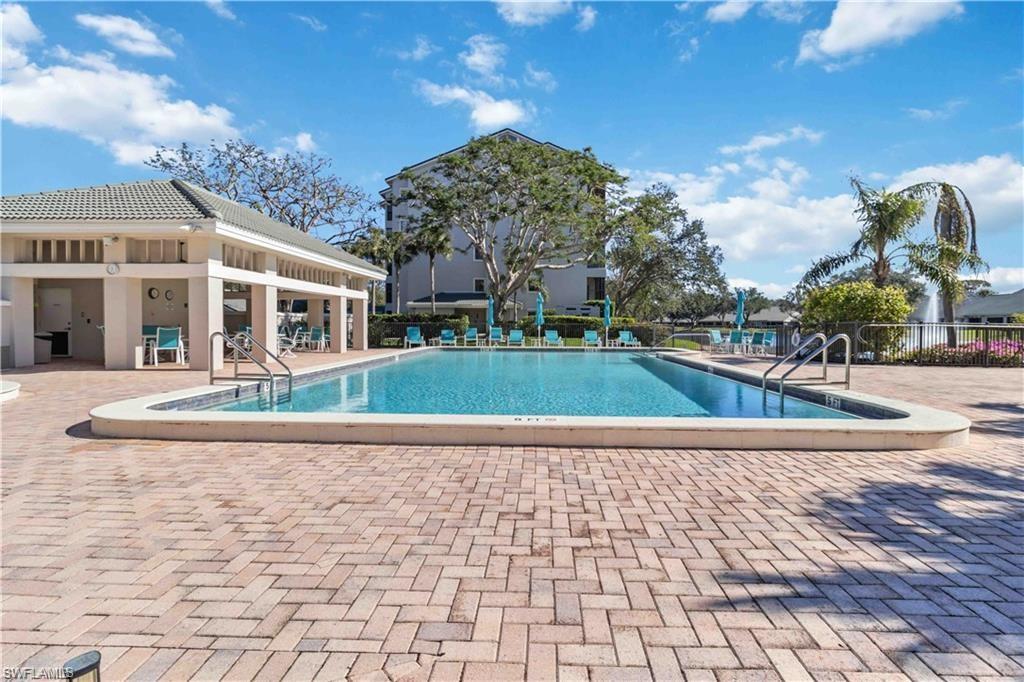 ARBOR TRACE - Residential