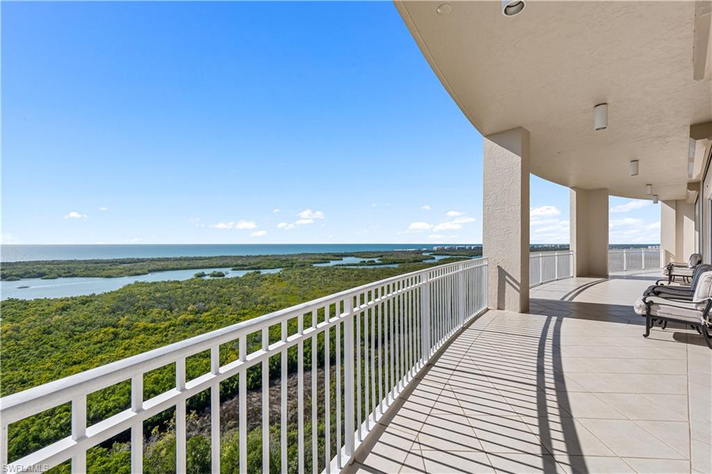 ARBOR TRACE - Residential