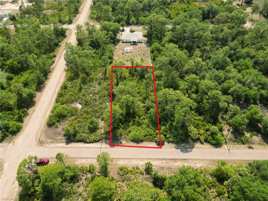 Centrally located half Acres lot in a great and desirable location. Build your dream home in this beautiful area of Lehigh Acres .The lot next door is also for sale by the same owner. adding 1 acre. Call for any questions.