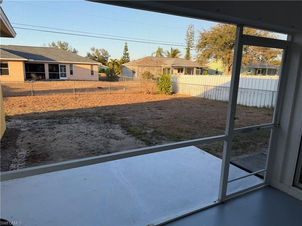 CAPE CORAL - Residential