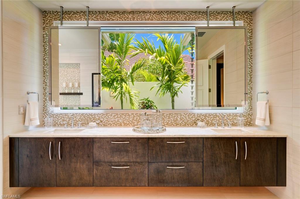 RIDGE LAKE - Residential