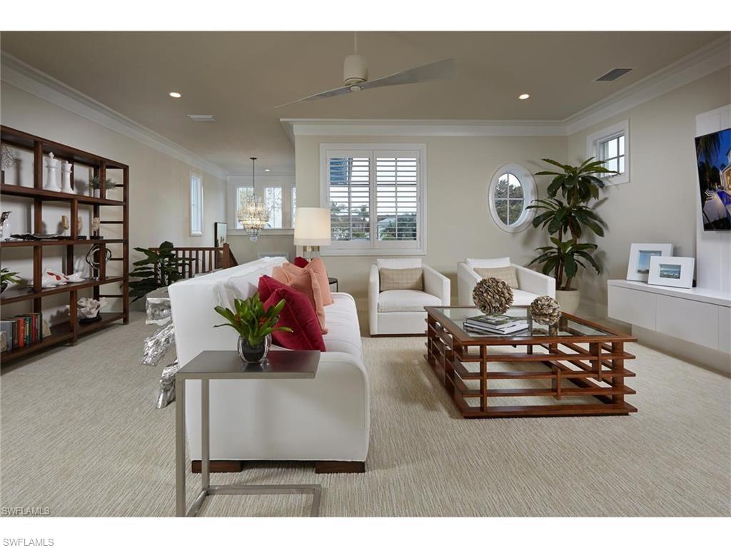 RIDGE LAKE - Residential