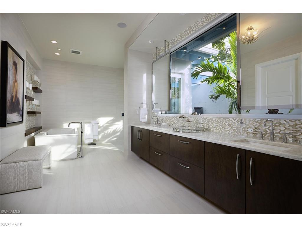 RIDGE LAKE - Residential