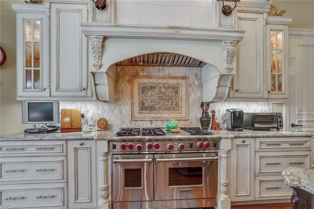 MOORINGS - Residential