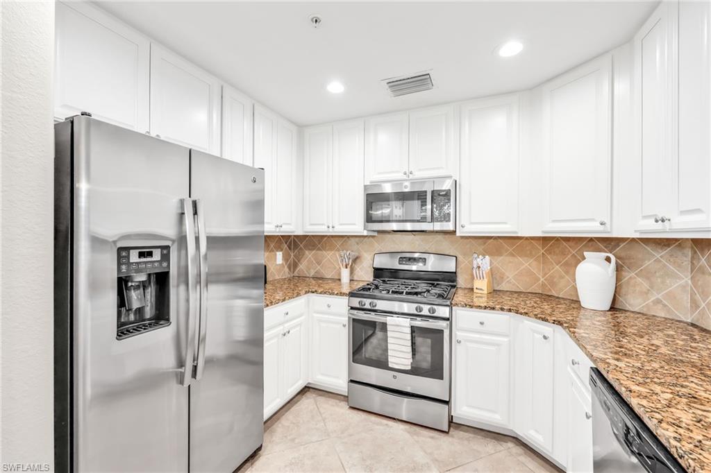 SERENA - Residential Lease