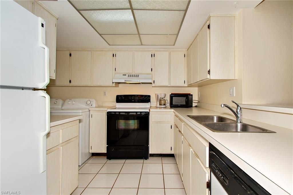 LAKEWOOD - Residential