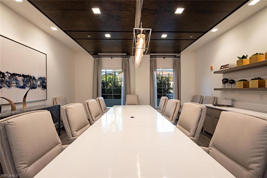 RESIDENCES AT 5TH & 5TH - Residential