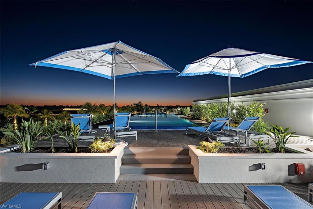 RESIDENCES AT 5TH & 5TH - Residential