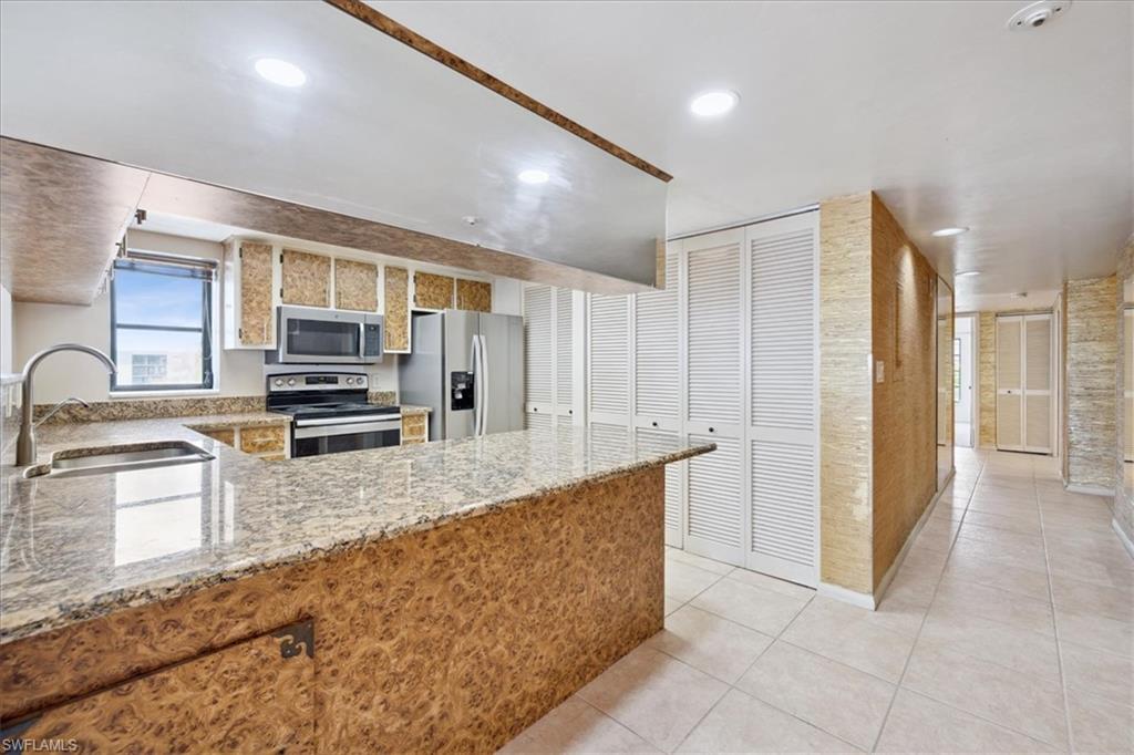 NORTH SHORE PLACE - Residential