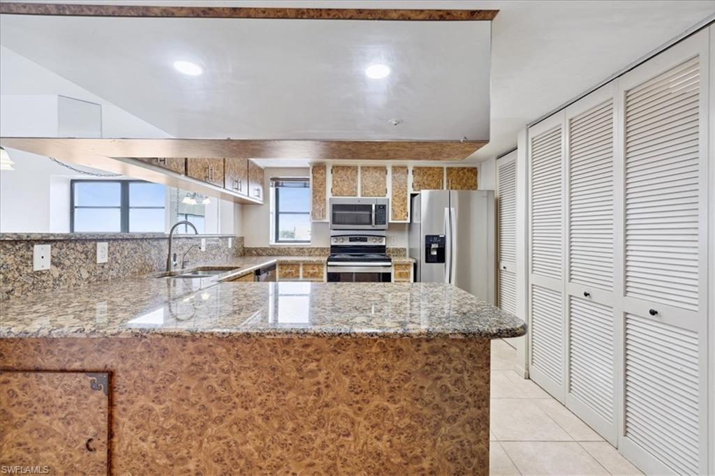 NORTH SHORE PLACE - Residential