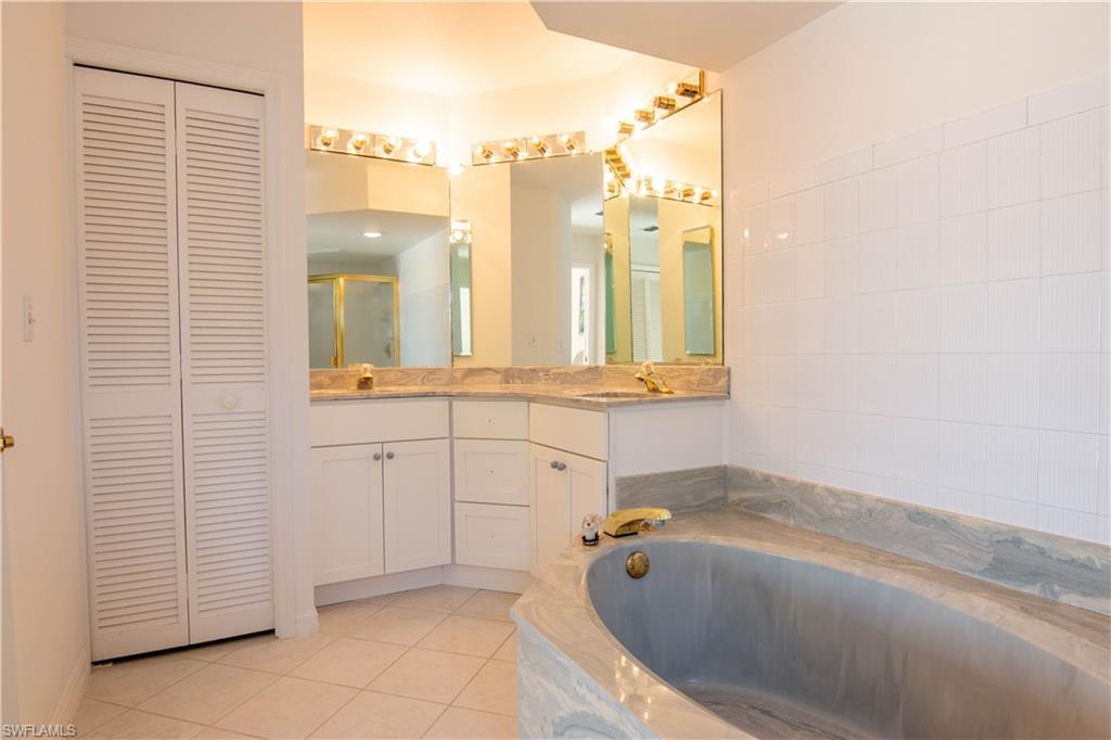 SABAL SPRINGS GOLF AND RACQUET CLUB - Residential