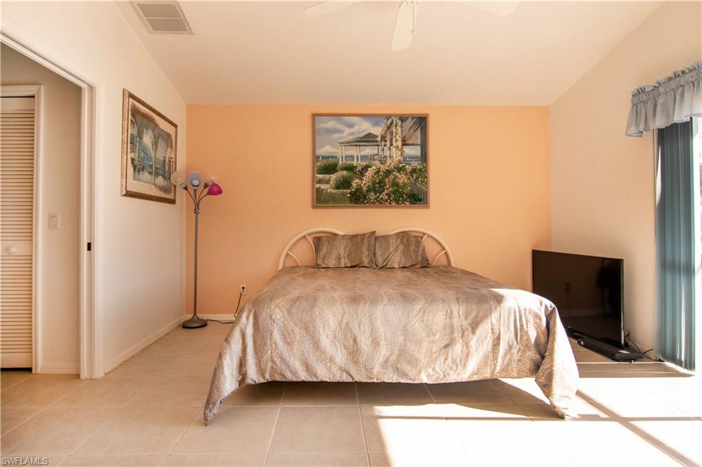 SABAL SPRINGS GOLF AND RACQUET CLUB - Residential