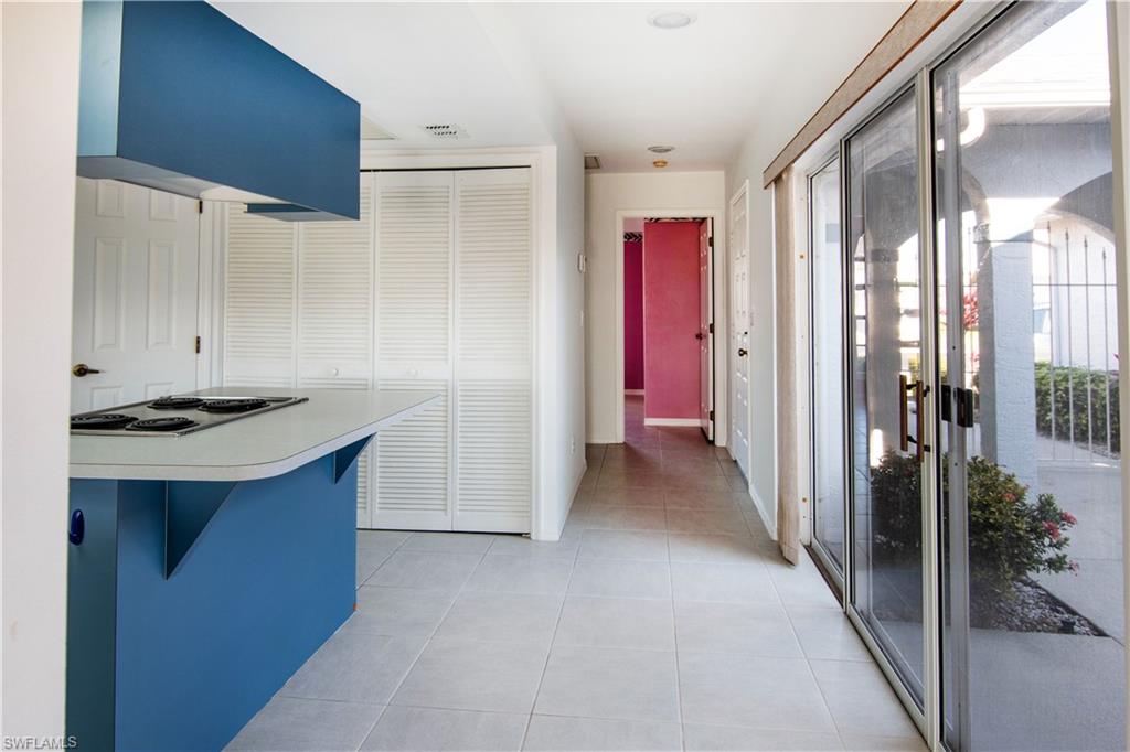 SABAL SPRINGS GOLF AND RACQUET CLUB - Residential