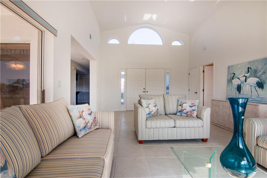 SABAL SPRINGS GOLF AND RACQUET CLUB - Residential