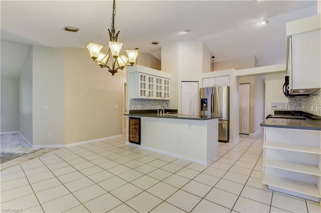 EAGLE LAKE ESTATES REPLAT - Residential