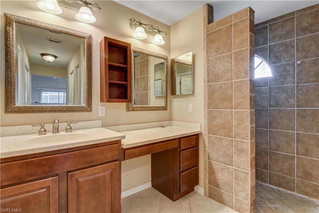 EAGLE LAKE ESTATES REPLAT - Residential