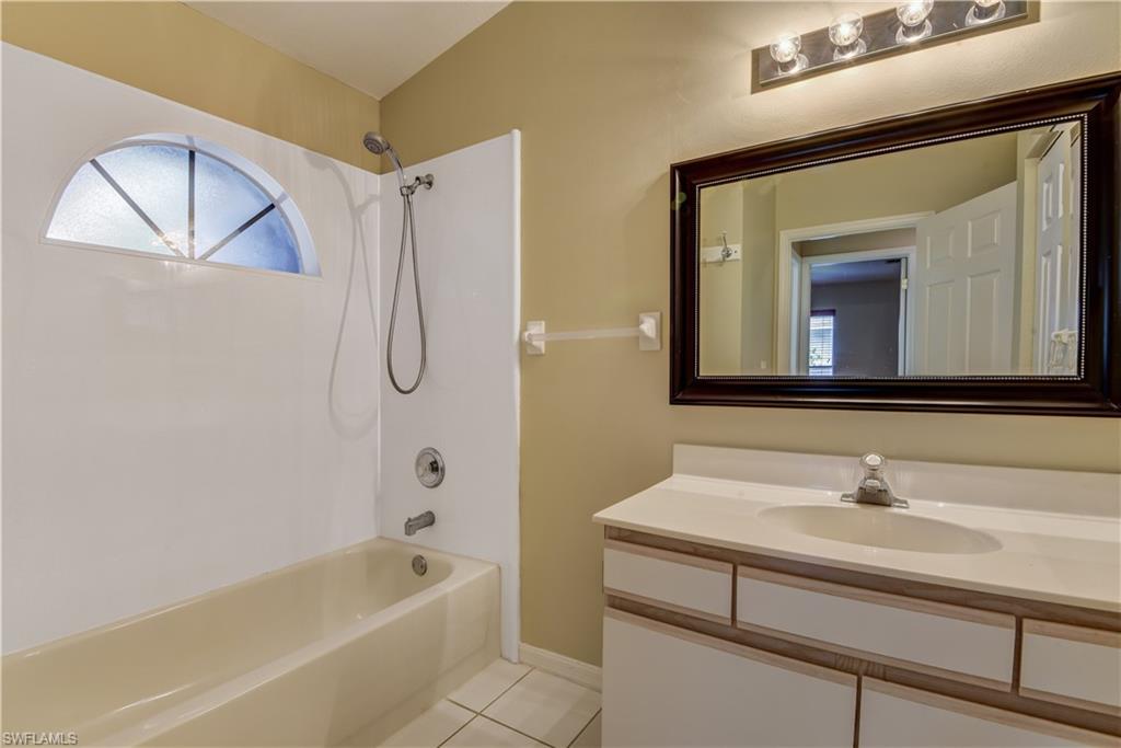 EAGLE LAKE ESTATES REPLAT - Residential