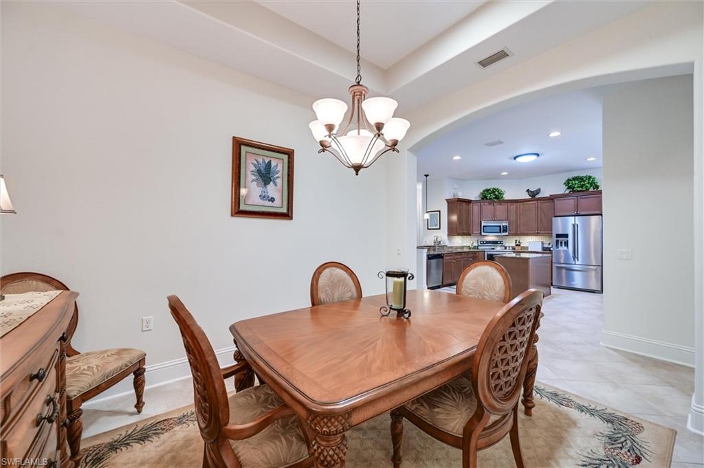 MOORGATE POINT - Residential