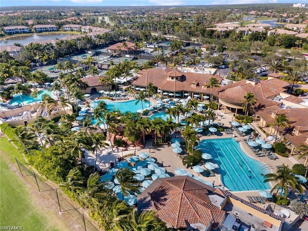 MOORGATE POINT - Residential