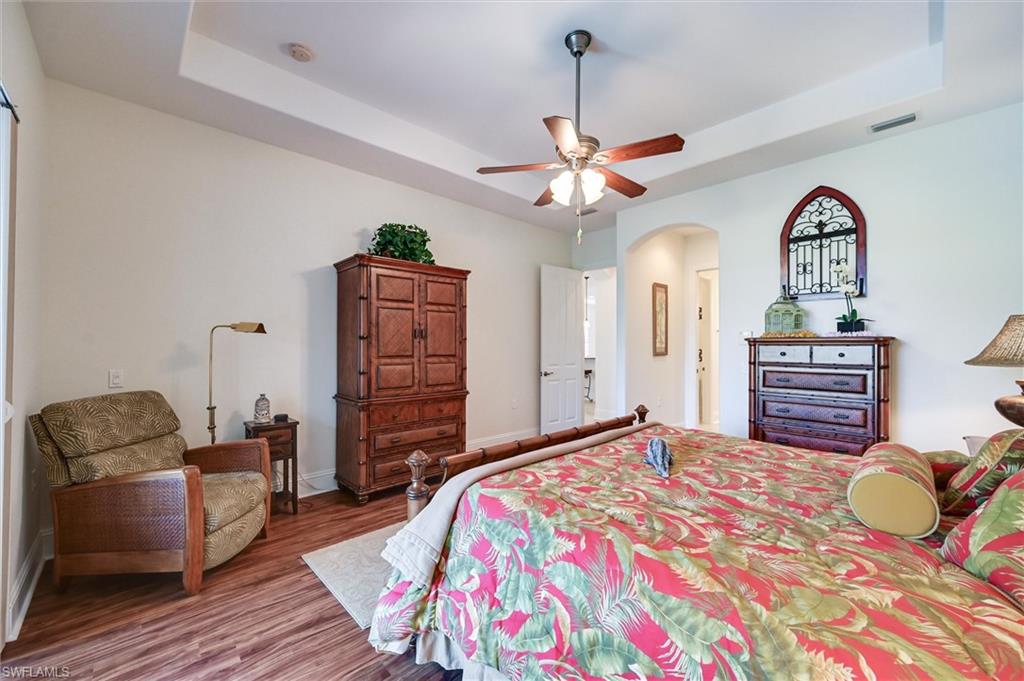 MOORGATE POINT - Residential