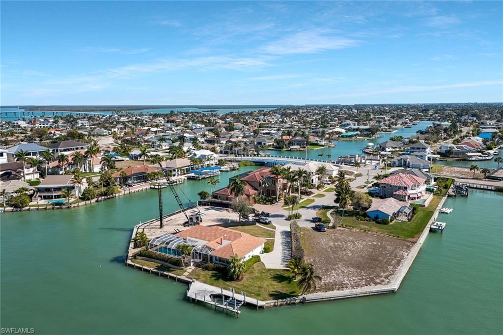 MARCO ISLAND - Residential