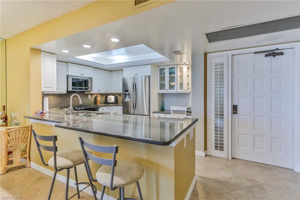 SANDARAC CONDO - Residential