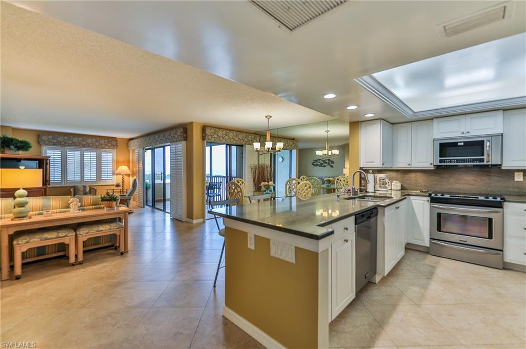 SANDARAC CONDO - Residential