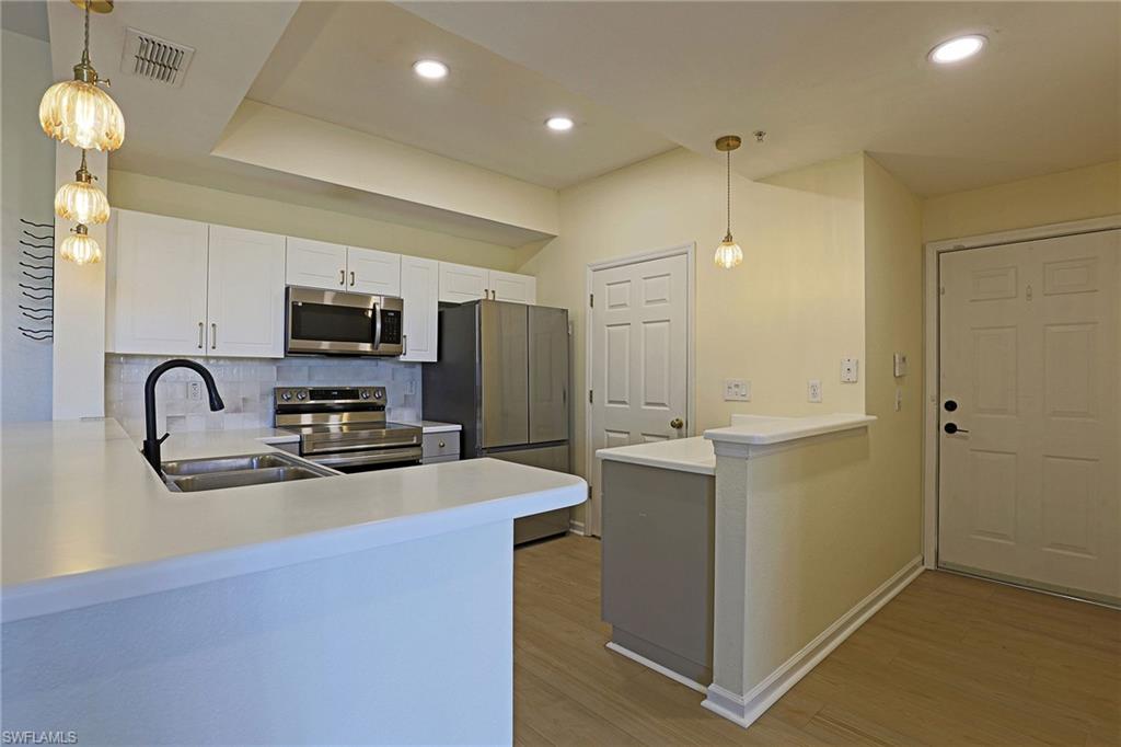 ENCLAVE - Residential Lease