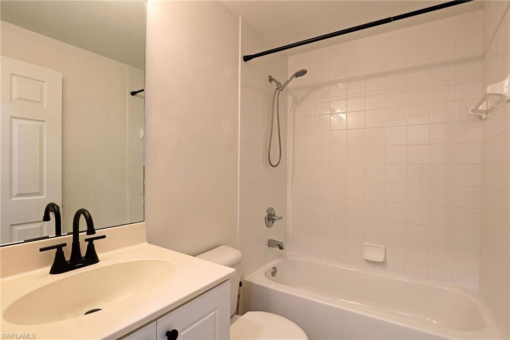 ENCLAVE - Residential Lease