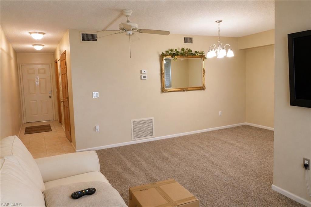 SEVEN LAKES - Residential