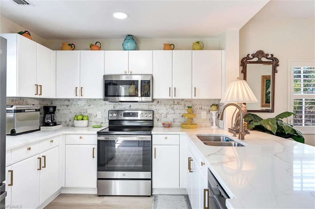 BOTANICAL PLACE - Residential