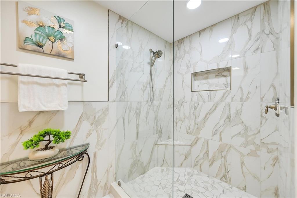 BOTANICAL PLACE - Residential