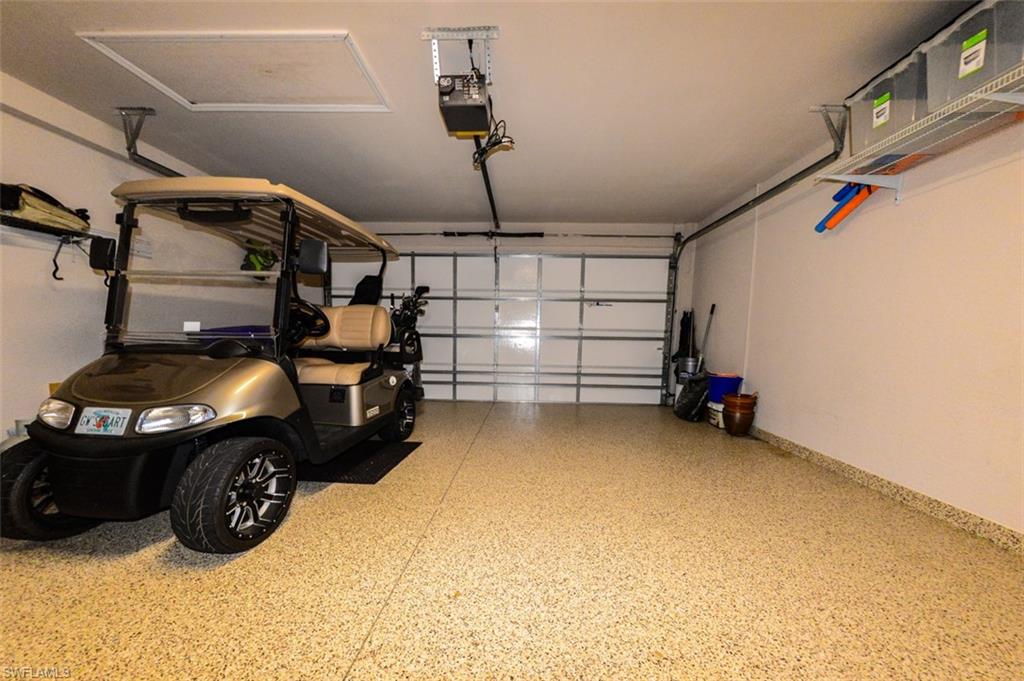 PINEVIEW - Residential