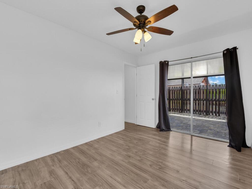 FOXMOOR LAKES - Residential