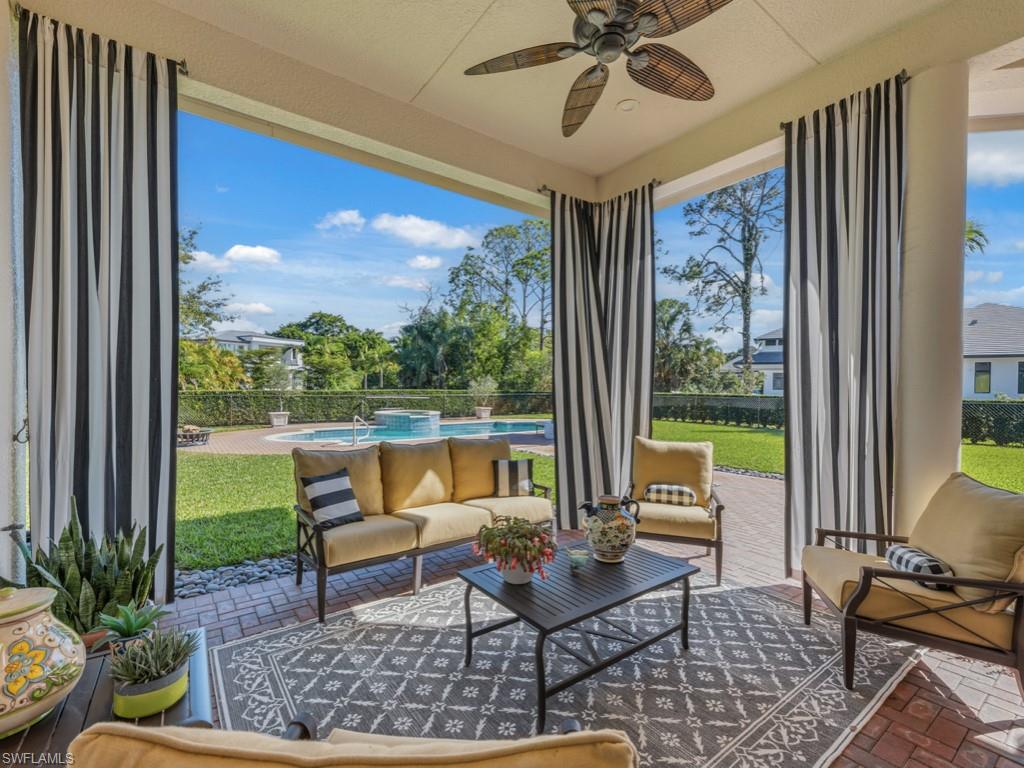 PINE RIDGE - Residential