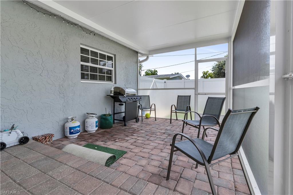 BERTS BAYSHORE MANOR - Residential