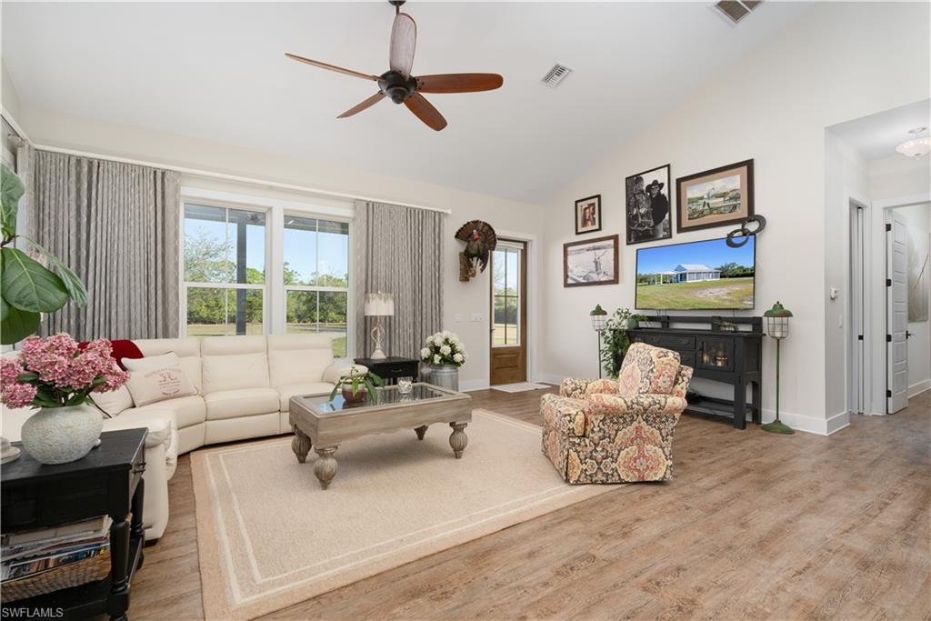 PINE ISLAND - Residential