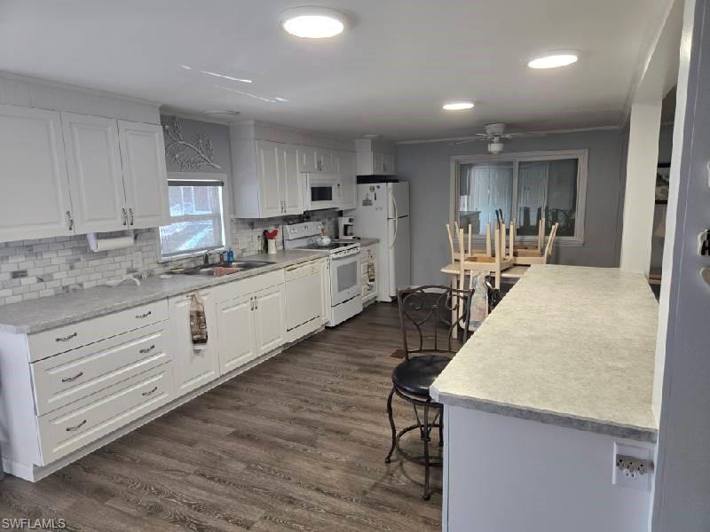 OAK PARK VILLAGE CO-OP INC - Residential