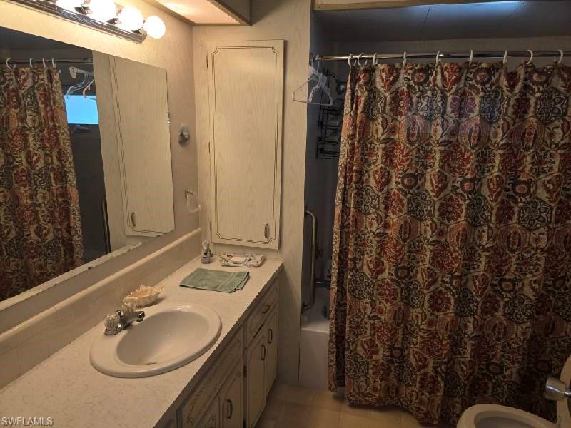 OAK PARK VILLAGE CO-OP INC - Residential