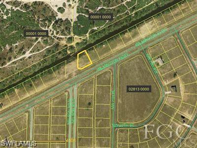 CAPE CORAL - Land