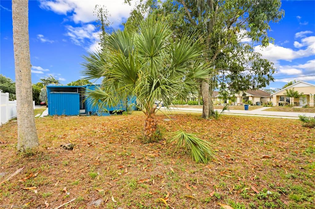 LEITNER CREEK MANOR - Residential