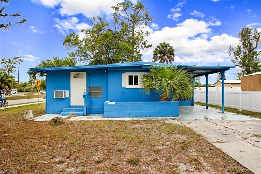 Come make this house your next home. The interior of the 2 bedrooms plus den mobile home has been upgraded with new kitchen, vinyl plank flooring, paint, baseboards, some new windows, water heater, bathroom, new plumbing, and electrical. Close to Beaches, shopping, schools and easy access to I75 Call today, come and see what this home can offer you!