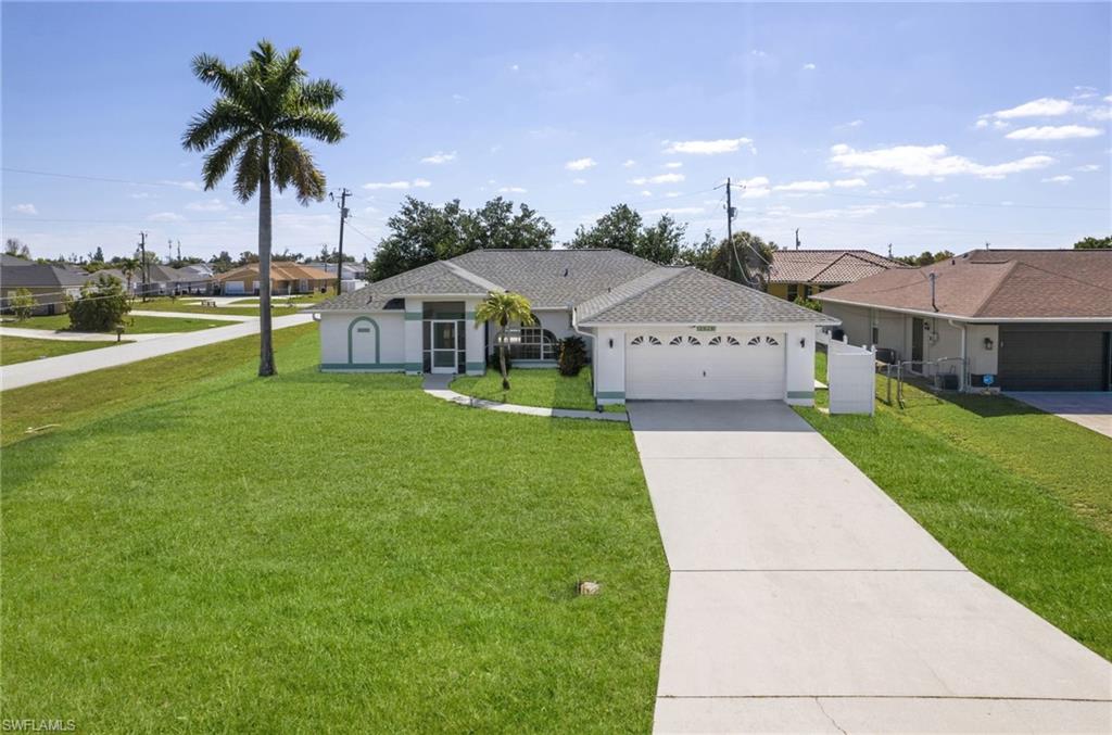 CAPE CORAL - Residential