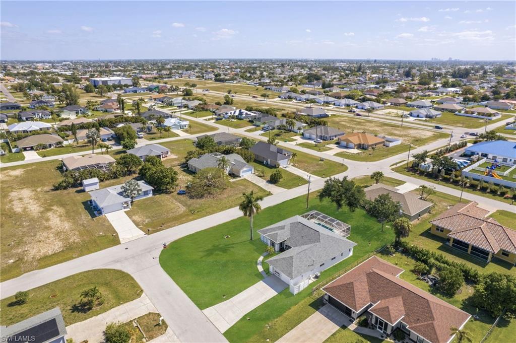 CAPE CORAL - Residential