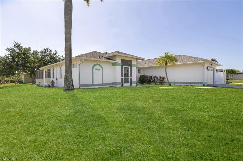 CAPE CORAL - Residential