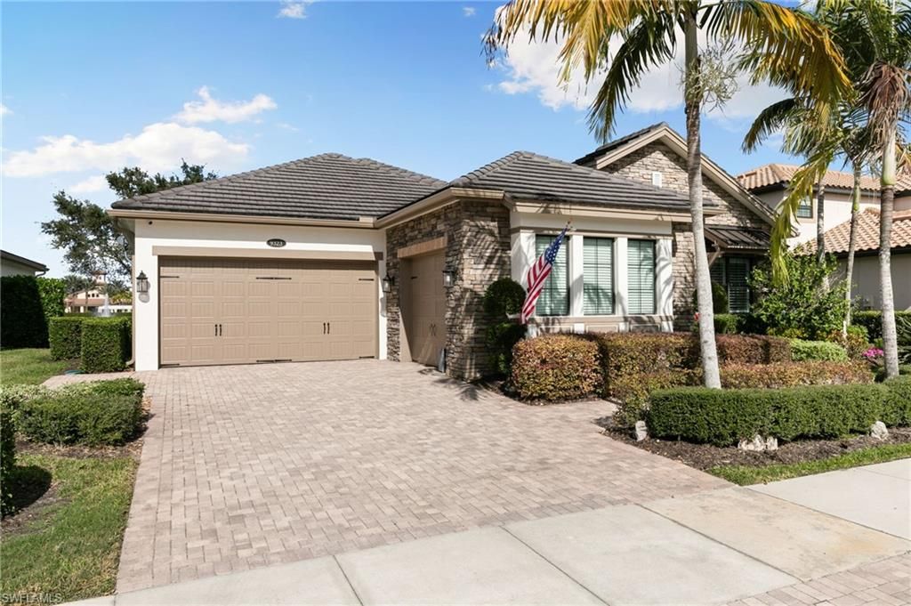 Photo of 9323 Glenforest DR, NAPLES, FL 34120 (MLS # 225084313)