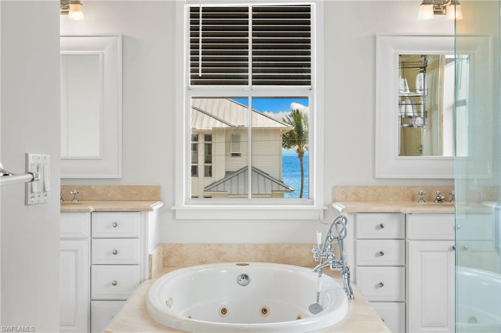 BONITA BEACH - Residential
