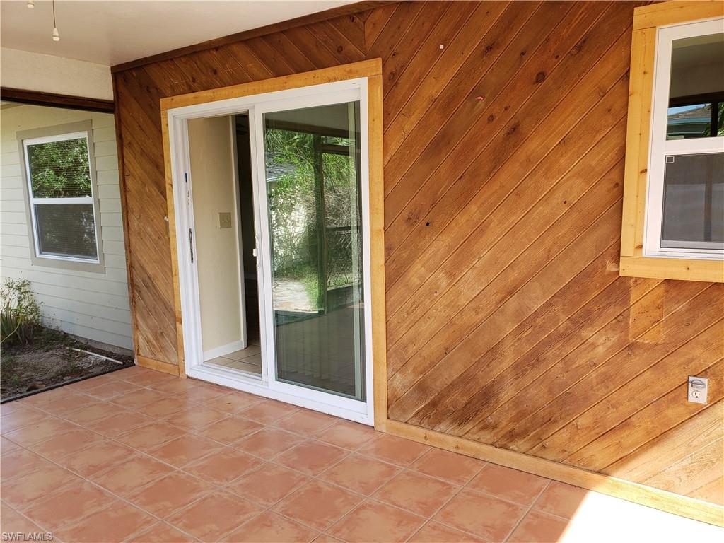 SAN CARLOS PARK - Residential Lease